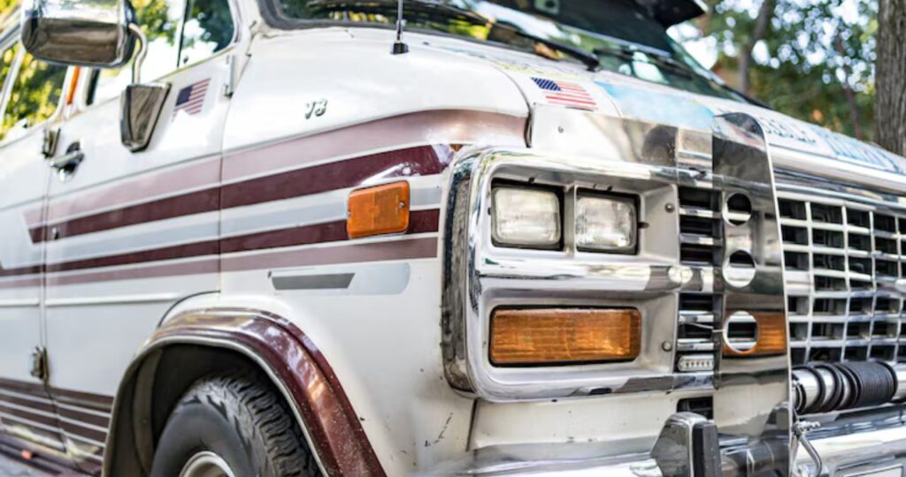 2009 Chevrolet C6500 Box Truck 13’6